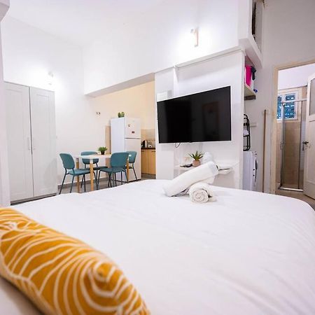 Studio Apartment In Ben Yehuda Cozy And Convinent Tel Aviv Bagian luar foto