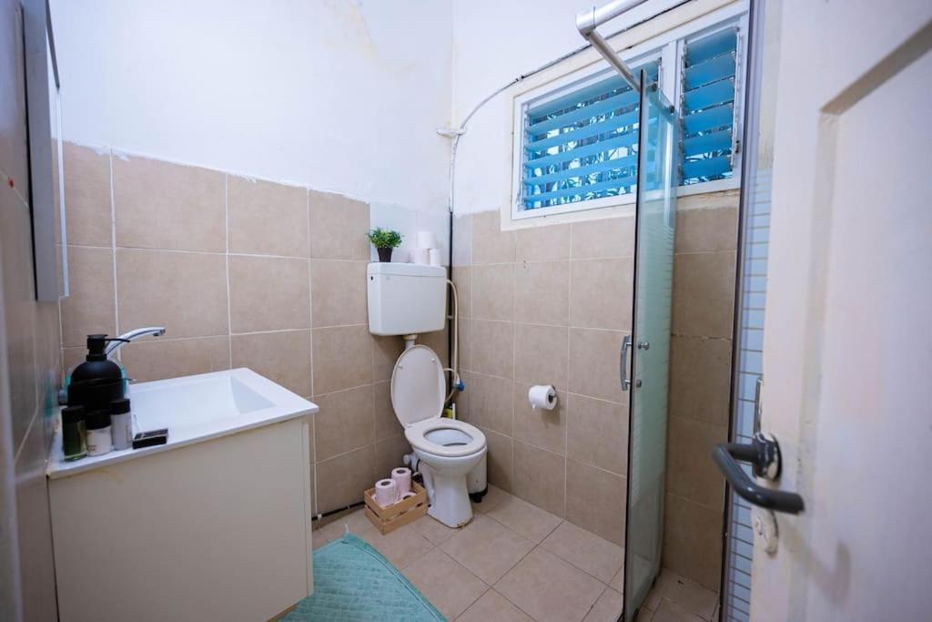 Studio Apartment In Ben Yehuda Cozy And Convinent Tel Aviv Bagian luar foto